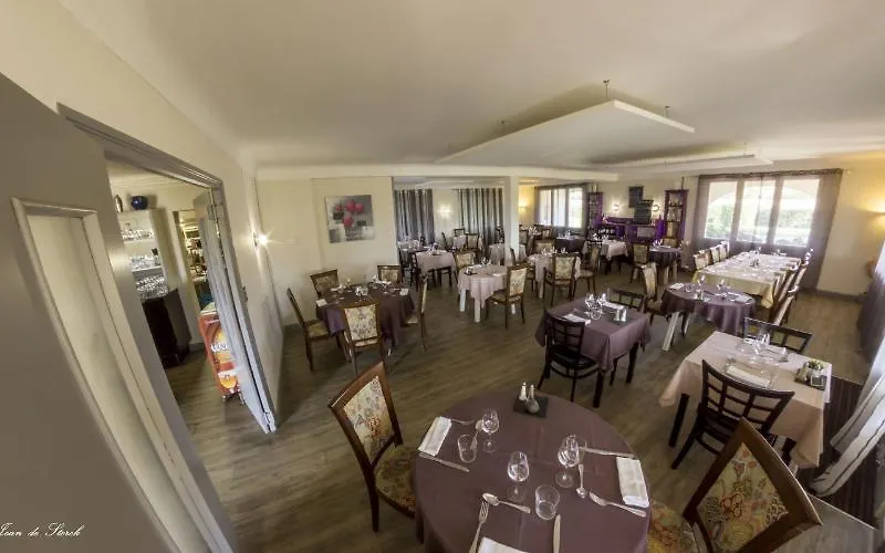 Logis Hotel Le Pont D'Arcole Riscle 2*,  Francja